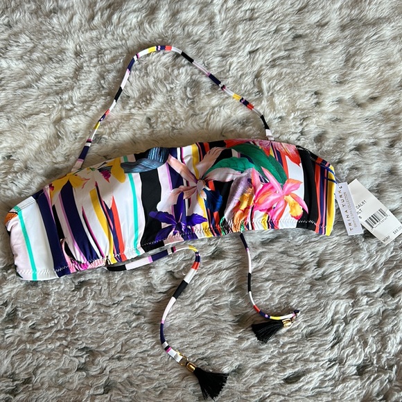NWT Trina Turk bikini top Size 8 - Picture 2 of 11